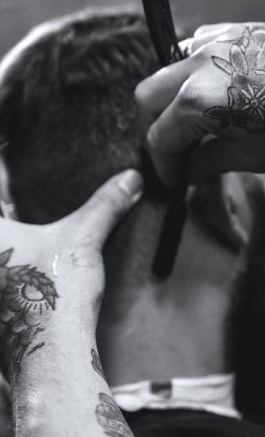 Straight razor shave